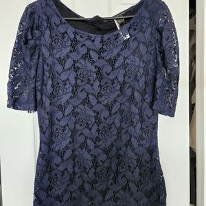 Mango navy blue flower top